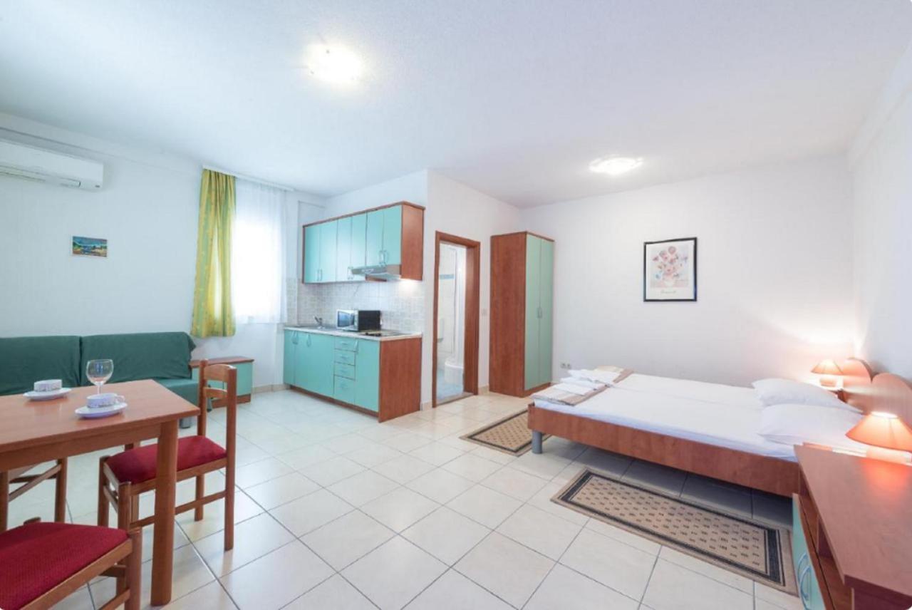 Villa Borna Apartments Dubrovnik Luaran gambar