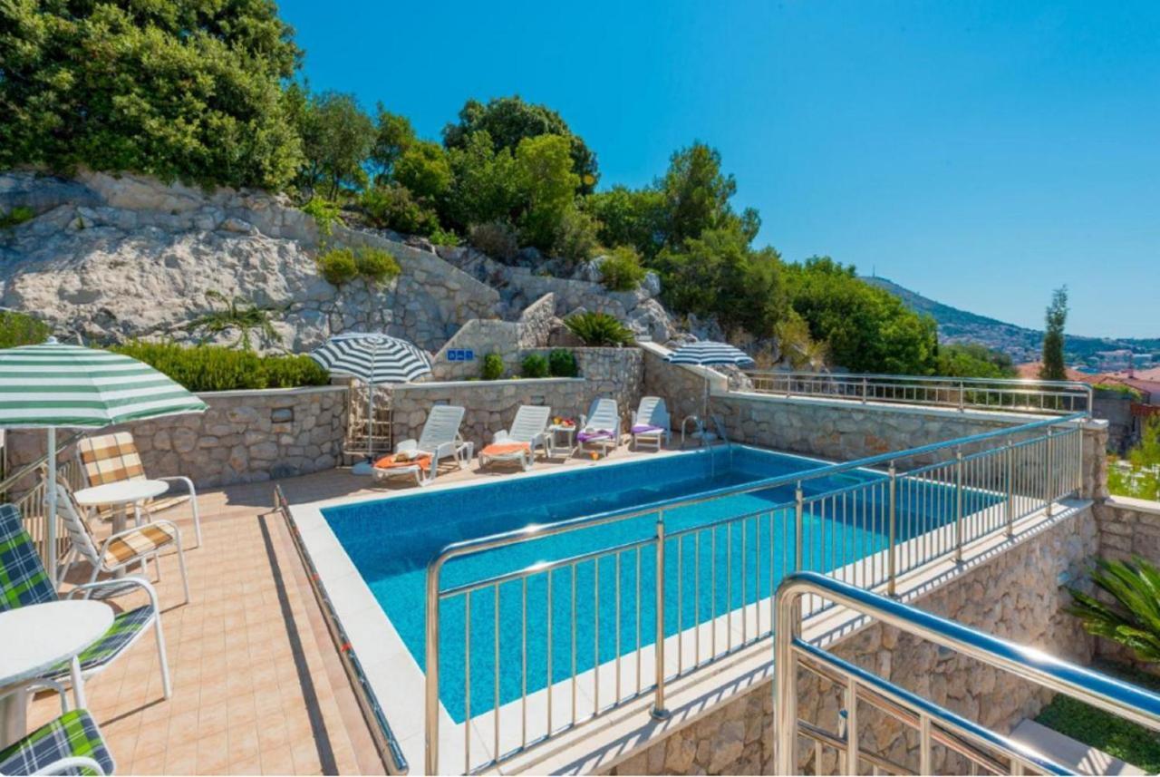 Villa Borna Apartments Dubrovnik Luaran gambar