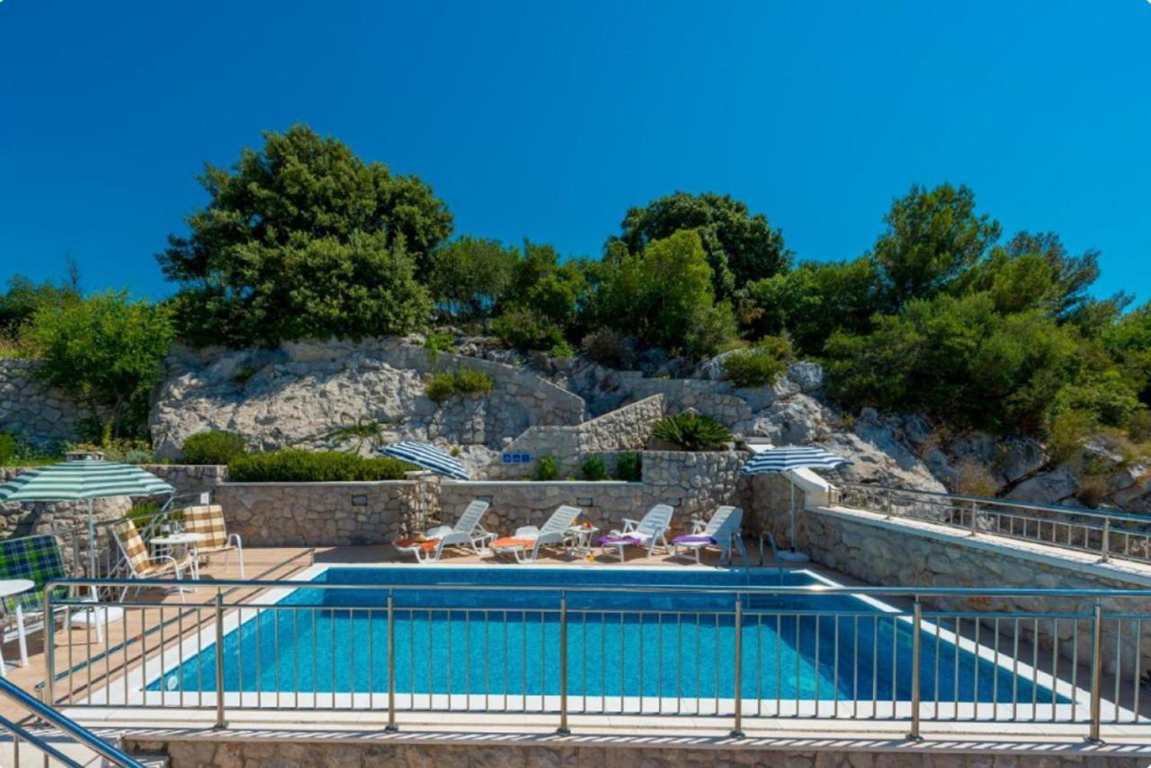 Villa Borna Apartments Dubrovnik Luaran gambar